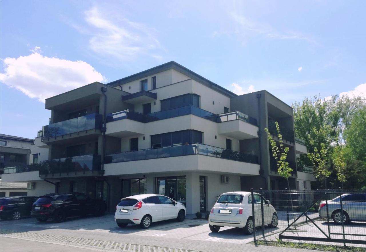 Lakeside Family&Studio Apartments Keszthely Exterior foto